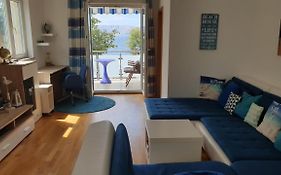 Beachfront Apartmant Veli Novi Vinodolski